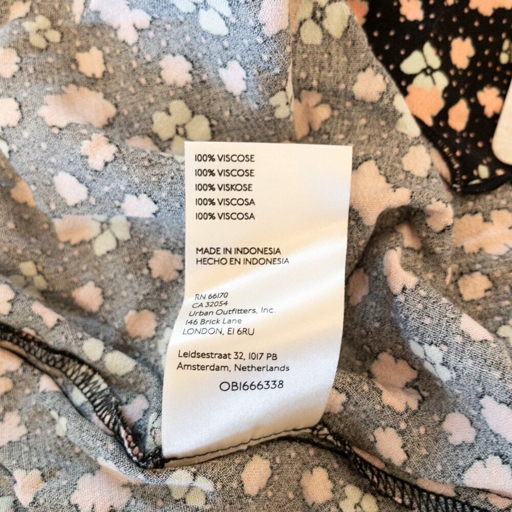 Free People Black Pink Floral Mini Skirt Size 0 100% Viscose Lightweight (NWT) - Picture 5 of 5